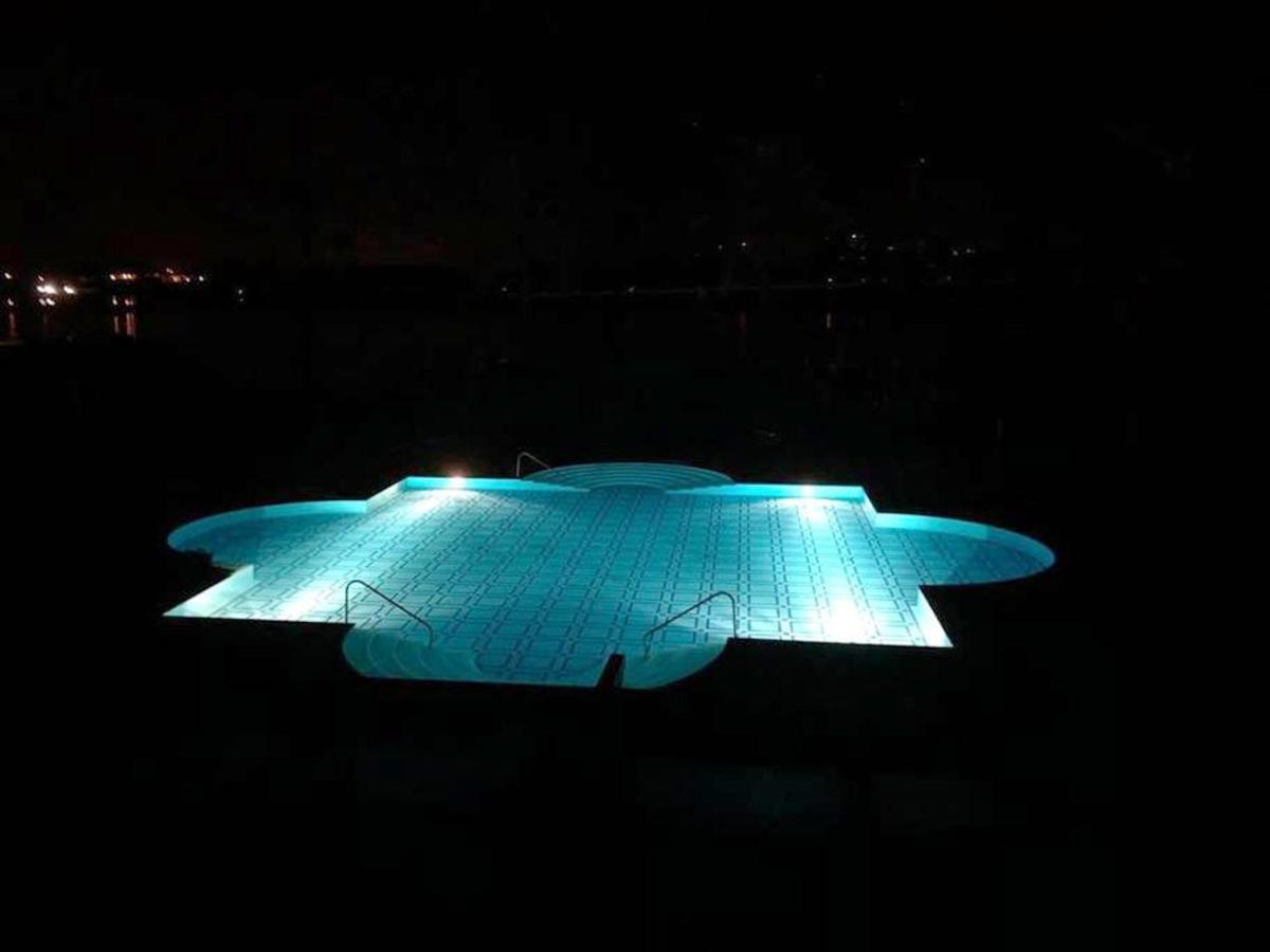 Charming Apartment In Estombar With Private Pool. Екстериор снимка
