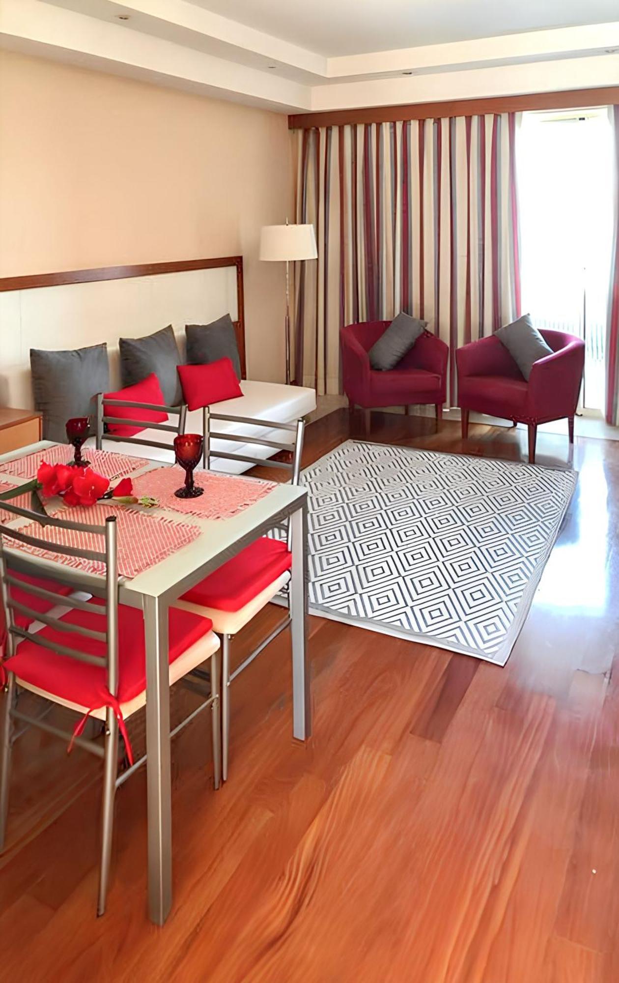 Charming Apartment In Estombar With Private Pool. Екстериор снимка